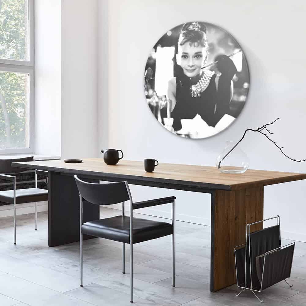 Audrey Hepburn - Muurcirkel Dibond