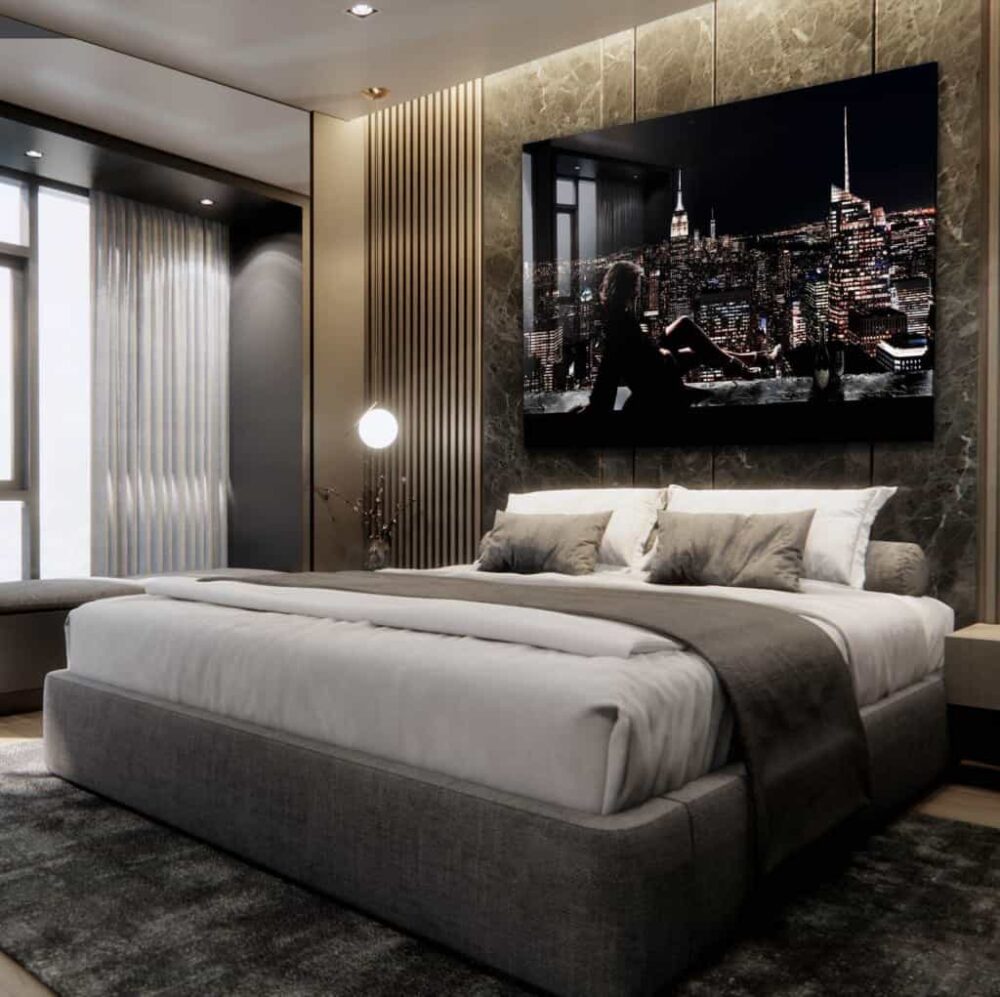 Manhattan Lady – Glass