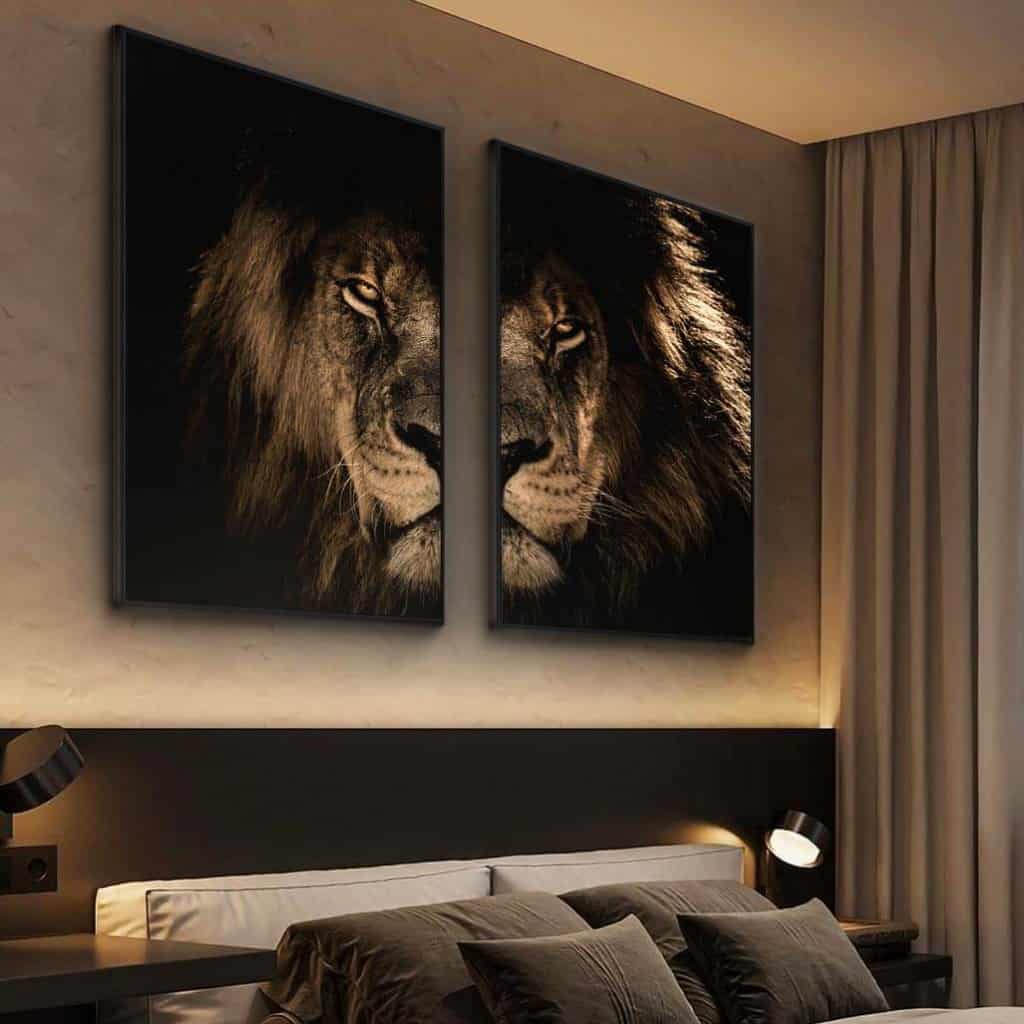 Canvas-lion-in-the-dark.jpg