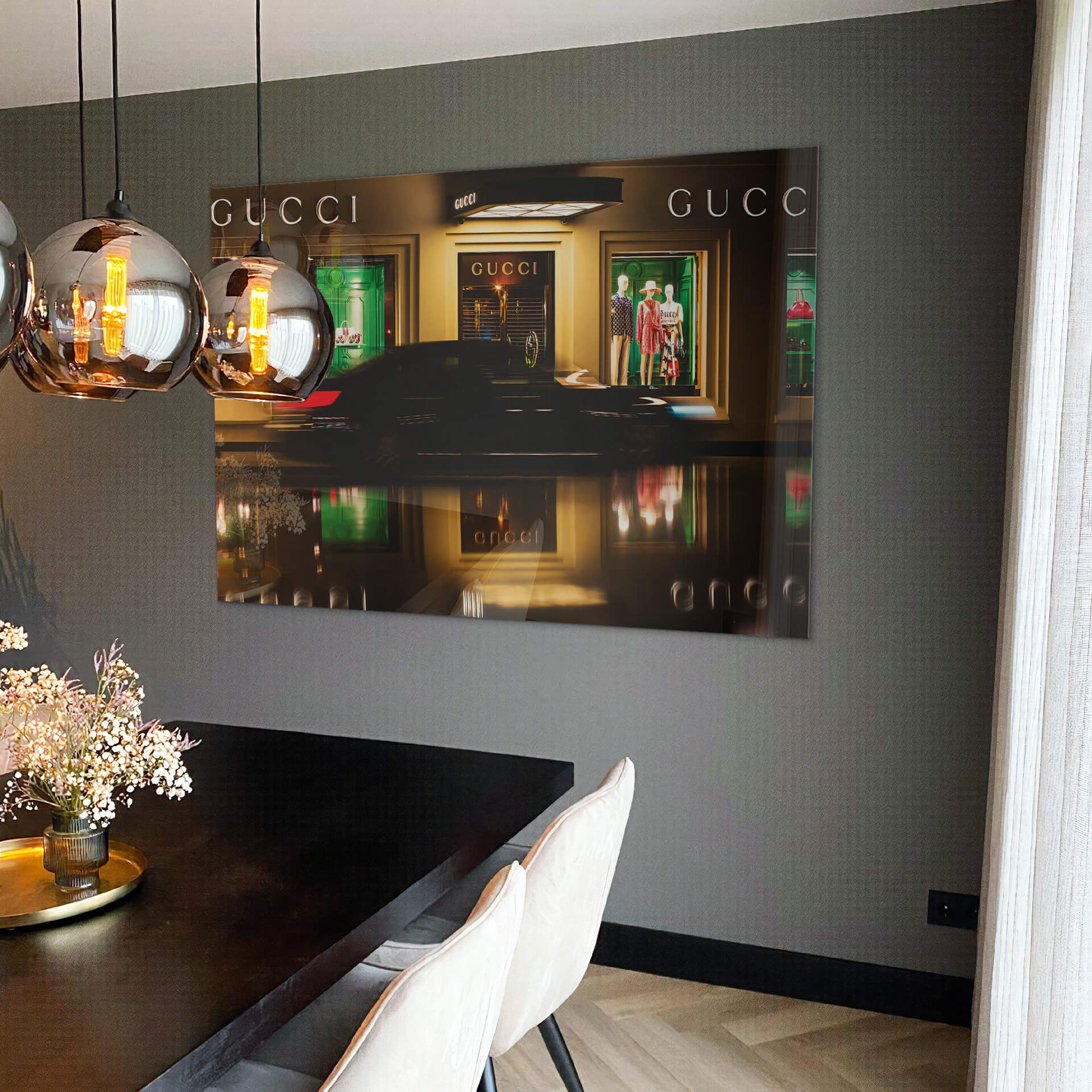 Fashion Street – Glass