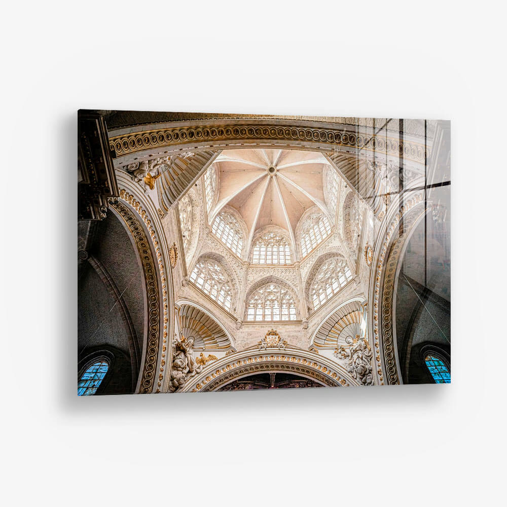 8.-Glass-Detail-1-Dome-of-the-Church-of-Valencia