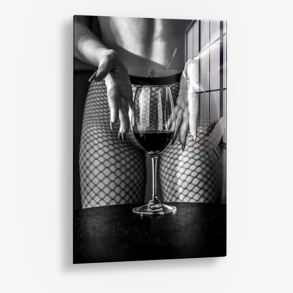 8.-Glass-Detail-1-Hot-Wine