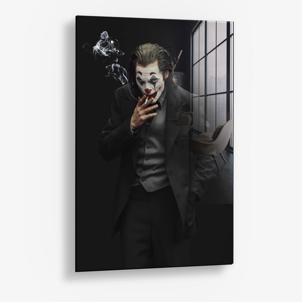 8.-Glass-Detail-1-Joker