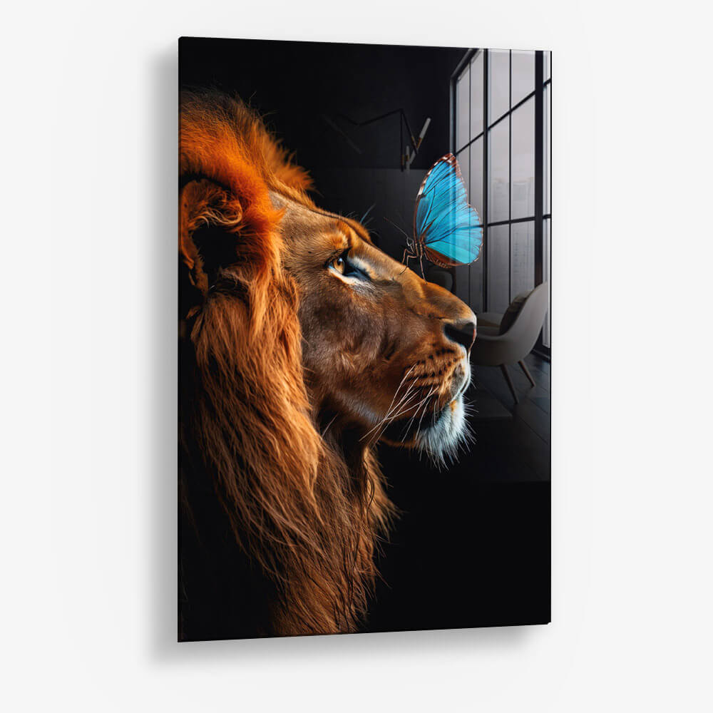 8.-Glass-Detail-1-Butterfly-Lion