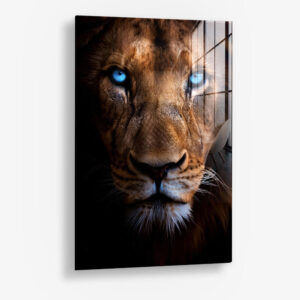 Lion's Close-up – Glass