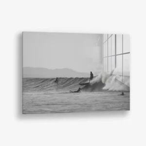 8.-Glass-Detail-1-Surf-Day