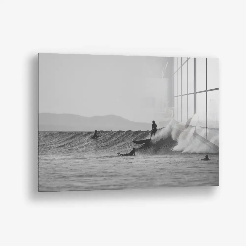 8.-Glass-Detail-1-Surf-Day
