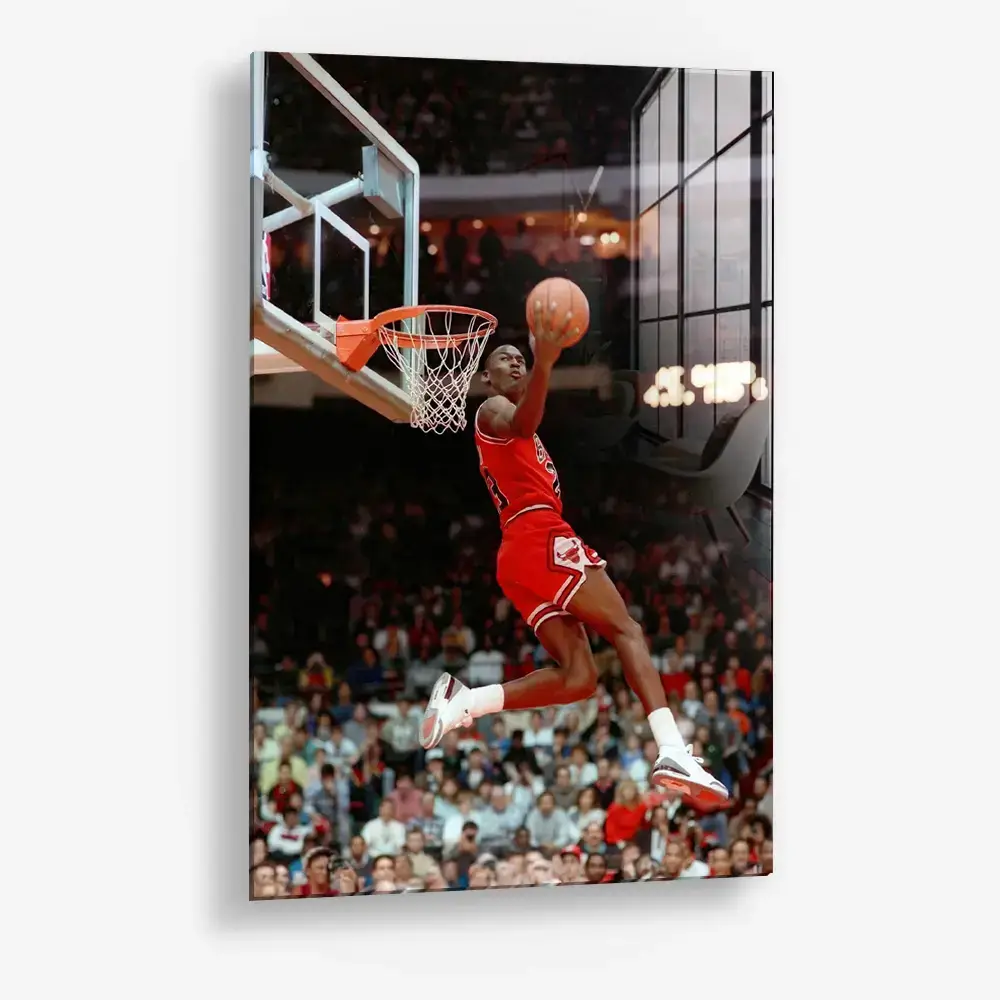 8.-Glass-Detail-1-The-Champion