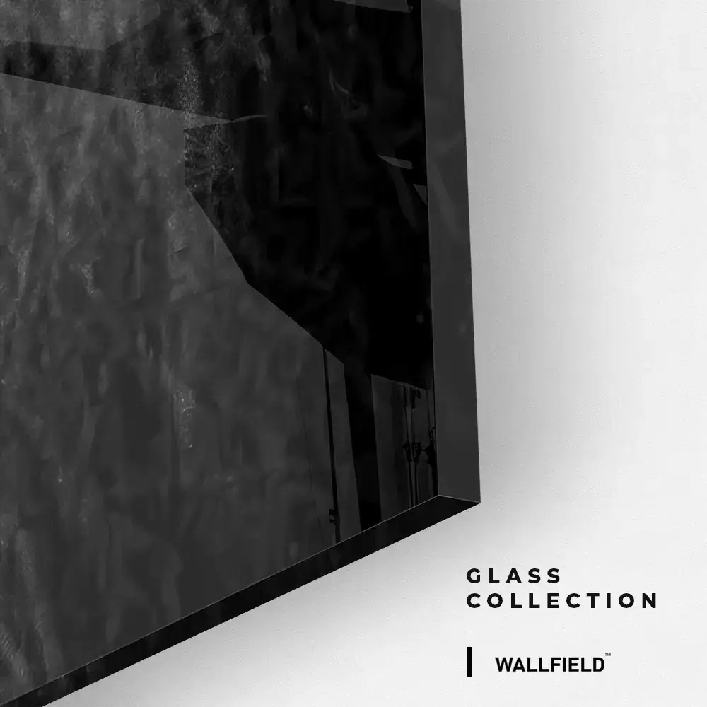 9.-Glass-Detail-2-Throneborn