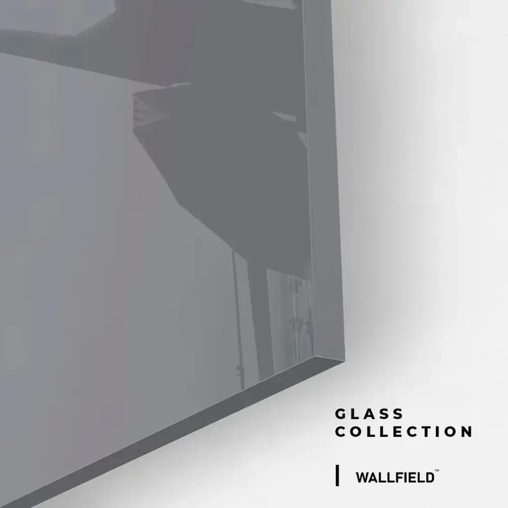 10.-Glass-Detail-2-Iridescent-Bloom