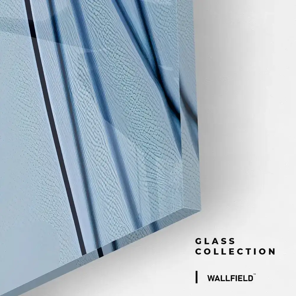 10.-Glass-Detail-2-Radiant-Bell