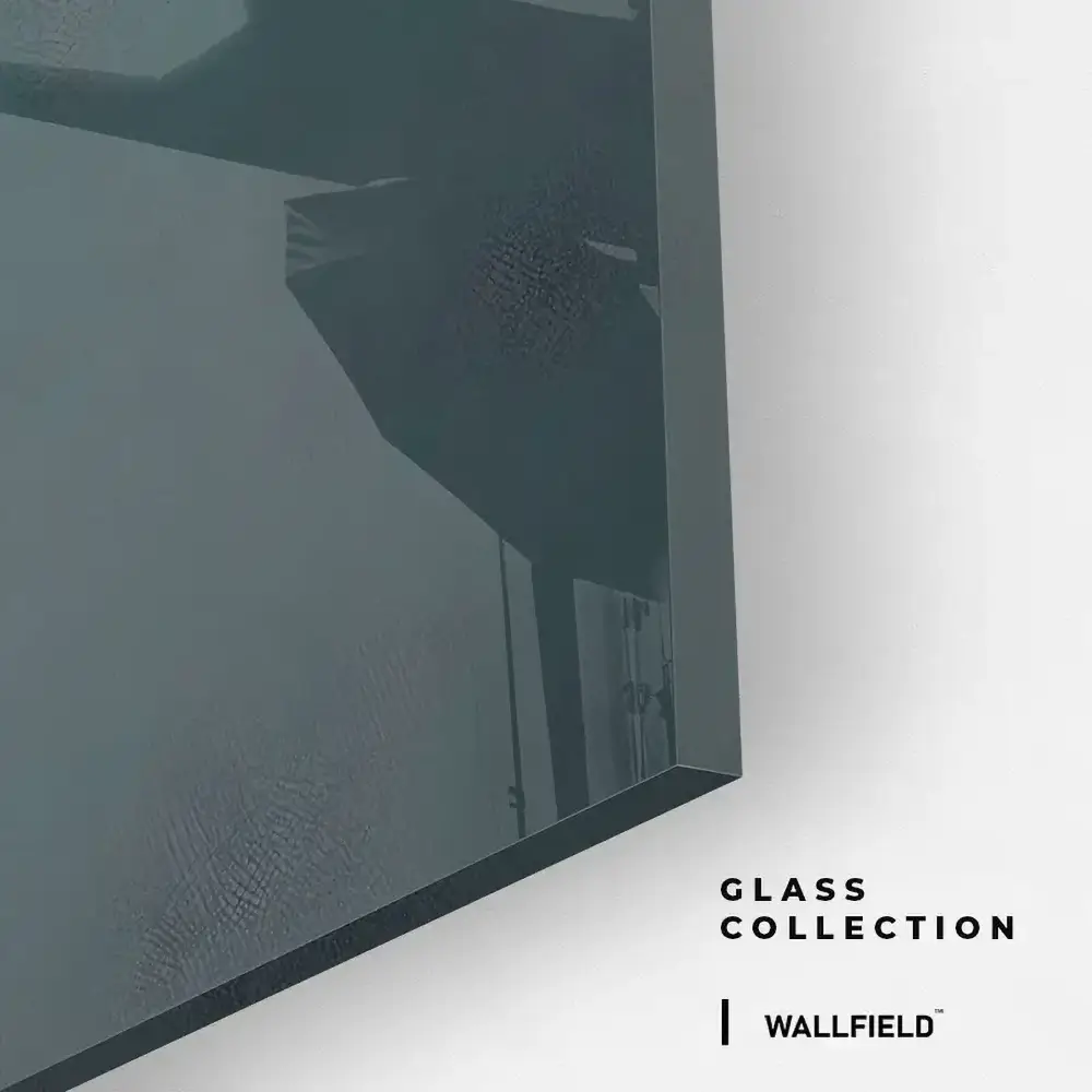 10.-Glass-Detail-2-Shadow-Carrera