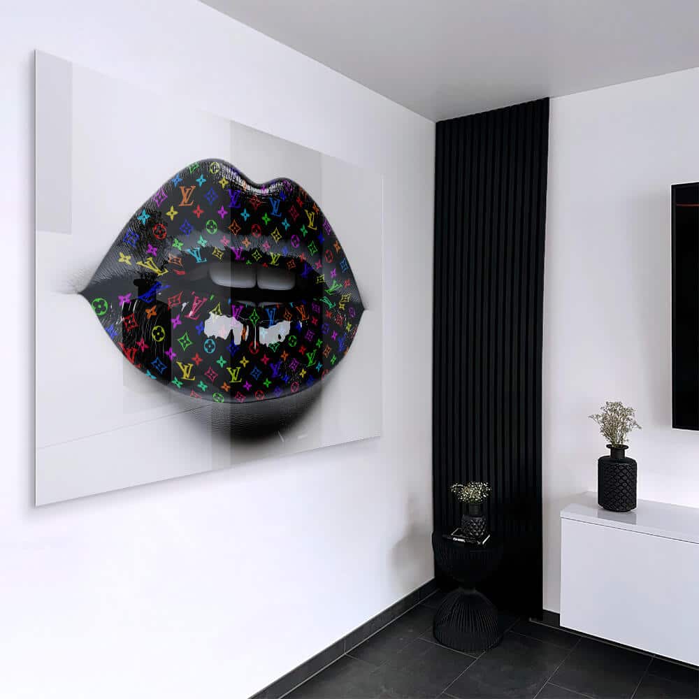 10.-Glass-Mockup-Designer-Lips.jpg