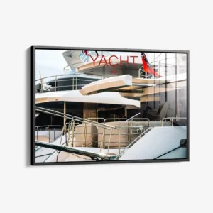 8.-Glass-Framed-Yacht-Club-HZ