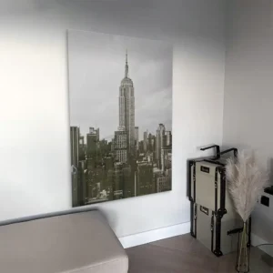 9.-Glass-Mockup-Spire-in-Cloudlight