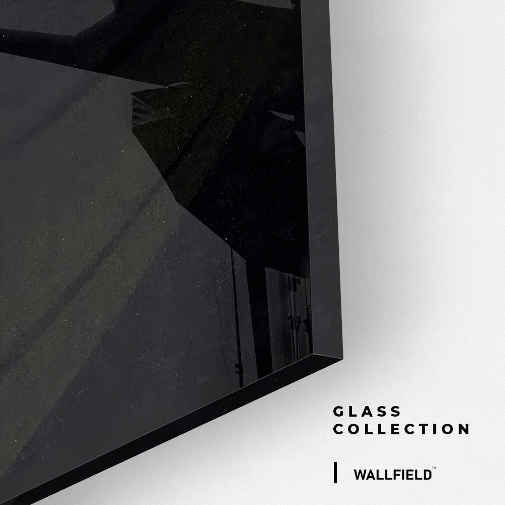 10.-Glass-Detail-2-Crimson-Brake