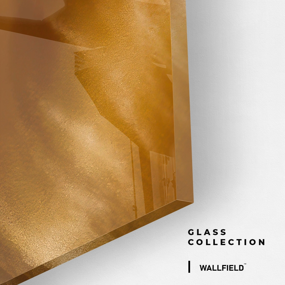 10.-Glass-Detail-2-Heel-Parade-III