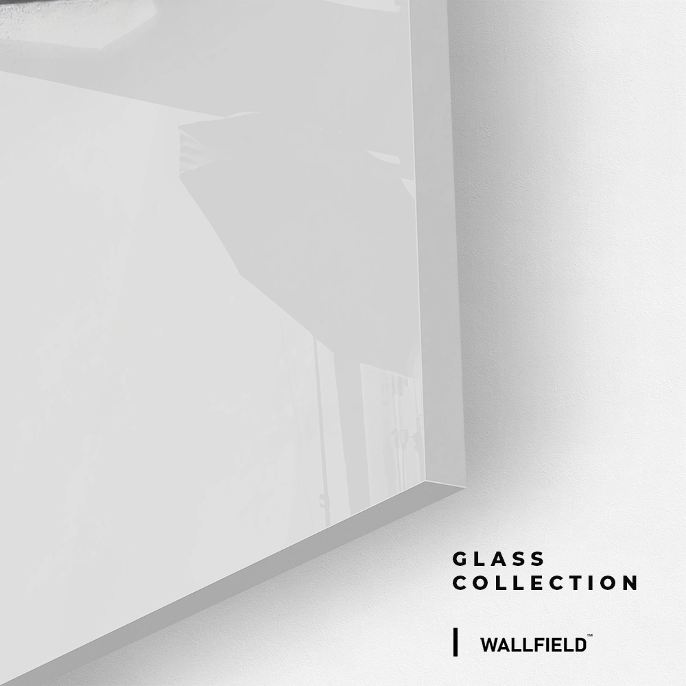 10.-Glass-Detail-2-Lautaro-Martinez