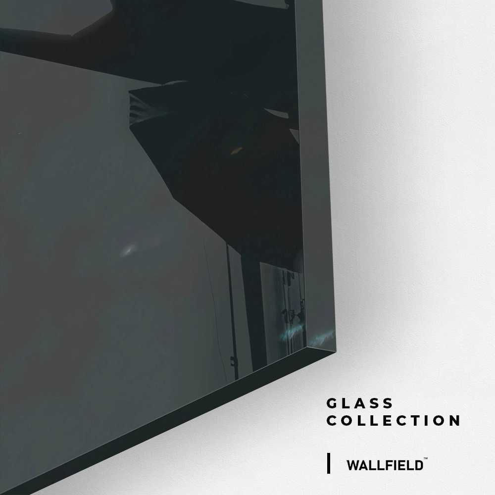 10.-Glass-Detail-2-Mirror-Flock