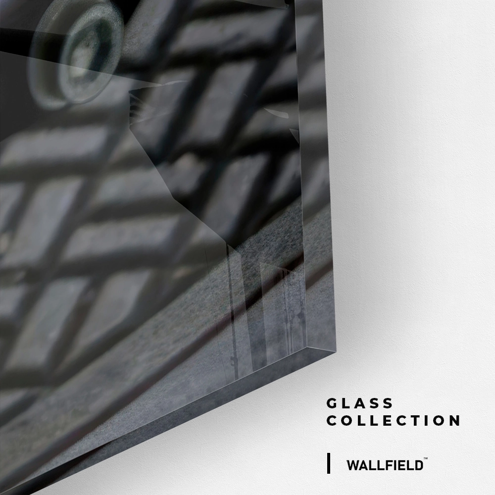 10.-Glass-Detail-2-V-Twin-Legend