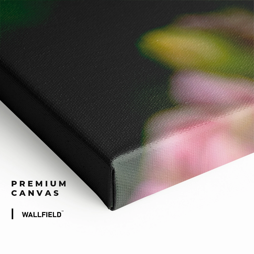 4.-Cvas-Detail-2-Crimson-Ratio