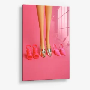 7.-Glass-Detail-1-Heel-Parade-I