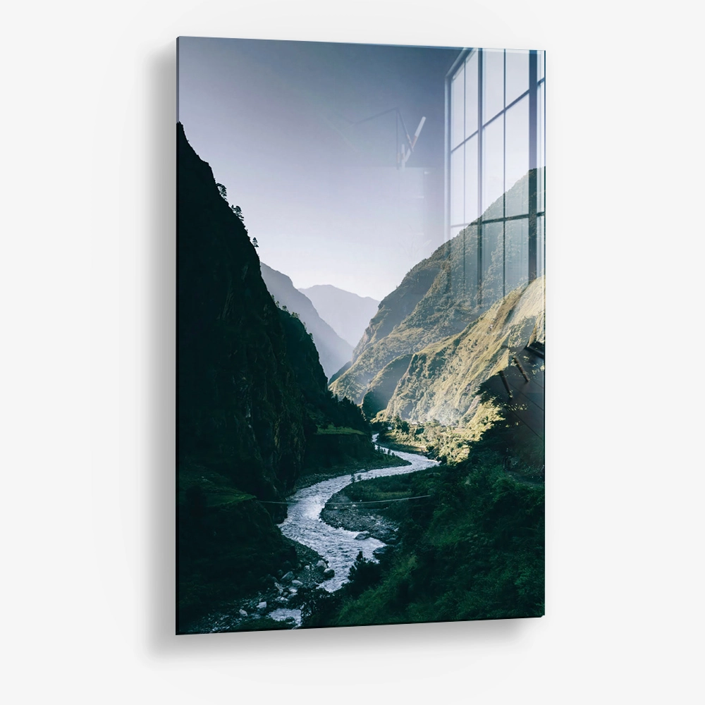 7.-Glass-Detail-1-Riverfold