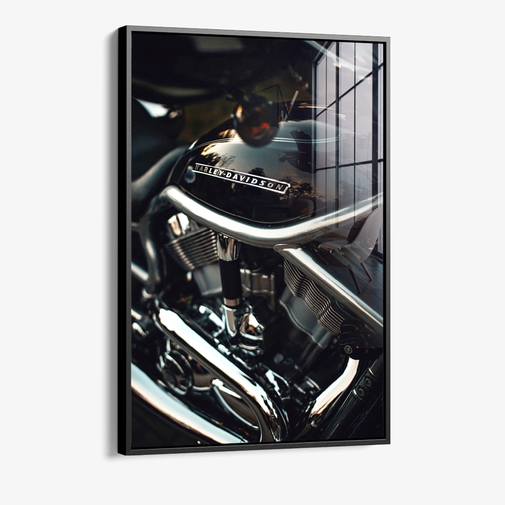 8.-Glass-Framed-Chrome-Heartbeat