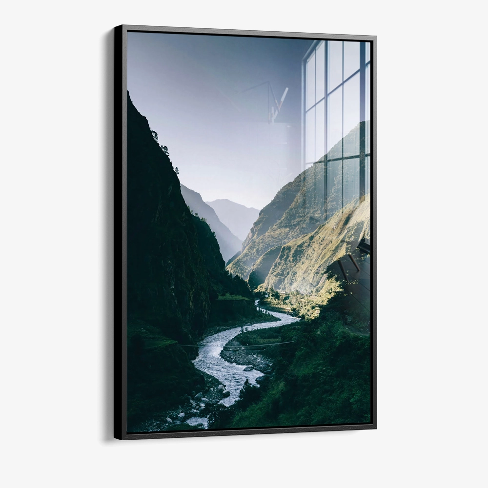 8.-Glass-Framed-Riverfold